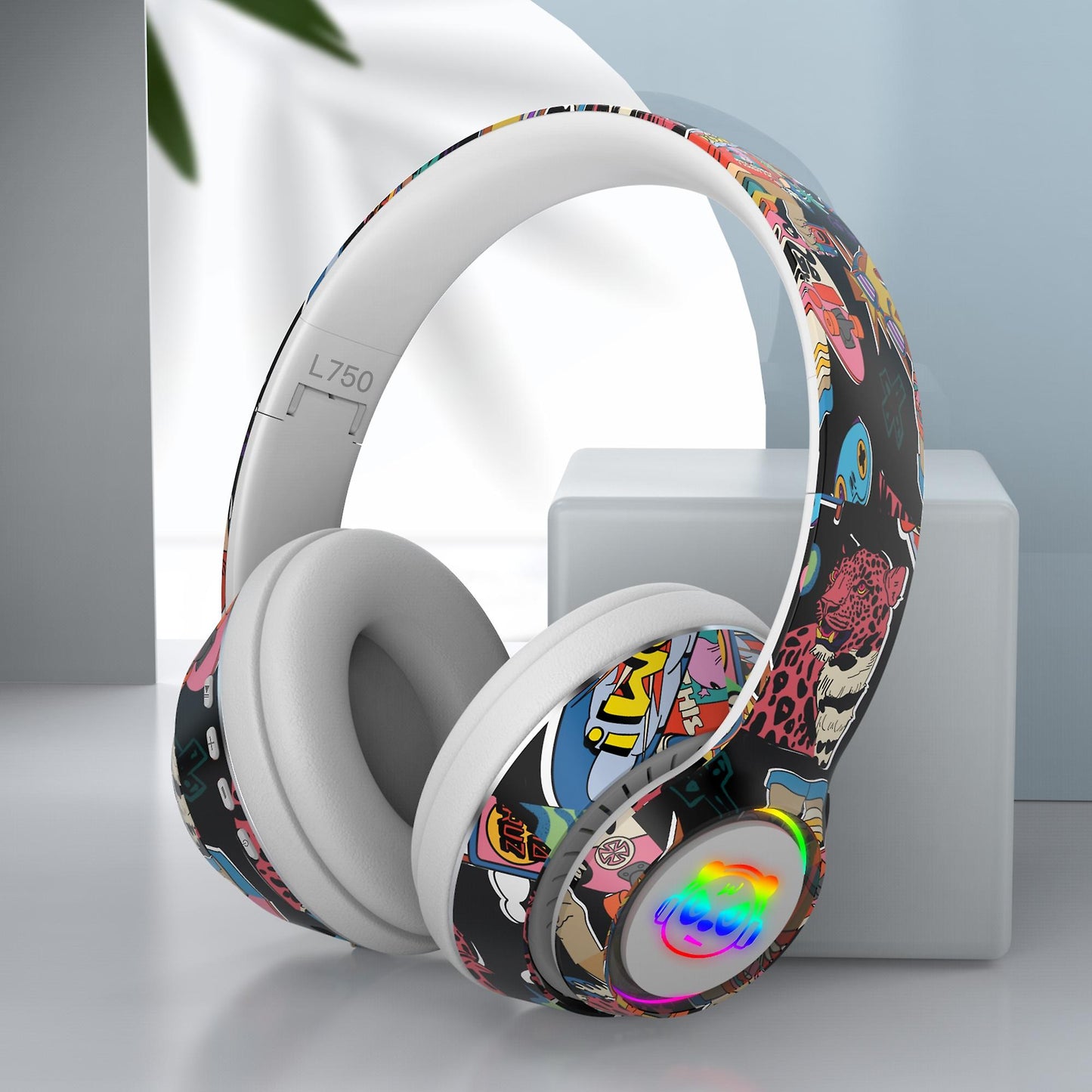 L750 3-in-1 RGB Graffiti Pattern Wireless Gaming Noise Reduction Headset