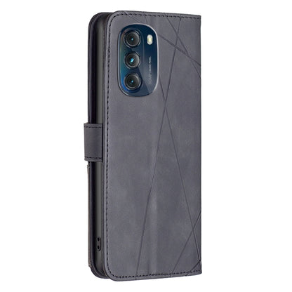 Motorola Moto G 5G 2023 Rhombus Texture Leather Phone Case with Magnetic Buckle and Card Holder