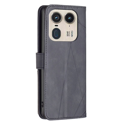 Motorola Edge 50 Ultra Rhombus Texture Leather Phone Case with Magnetic Buckle and Card Holder
