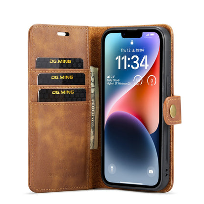 iPhone 15 Leather Wallet Case - Detachable & Magnetic - Card Slots